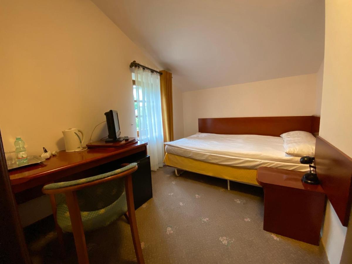 Hotel Grant Krynica Zdroj Bagian luar foto