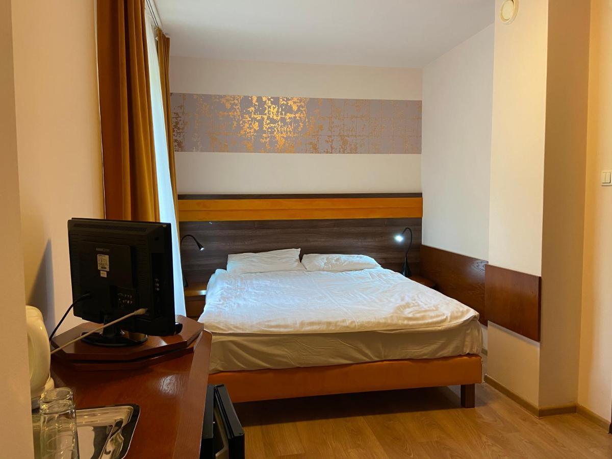 Hotel Grant Krynica Zdroj Bagian luar foto