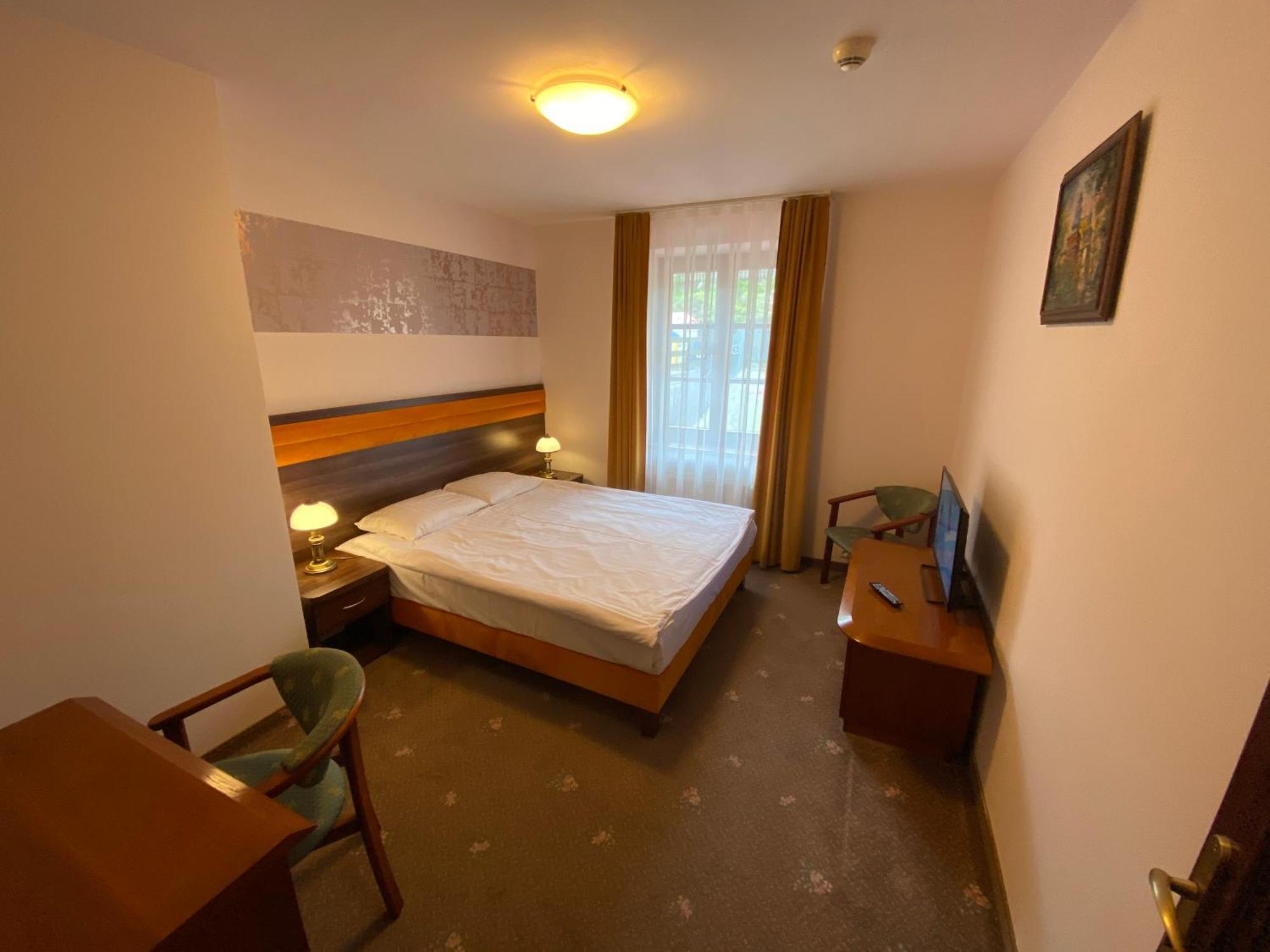 Hotel Grant Krynica Zdroj Bagian luar foto