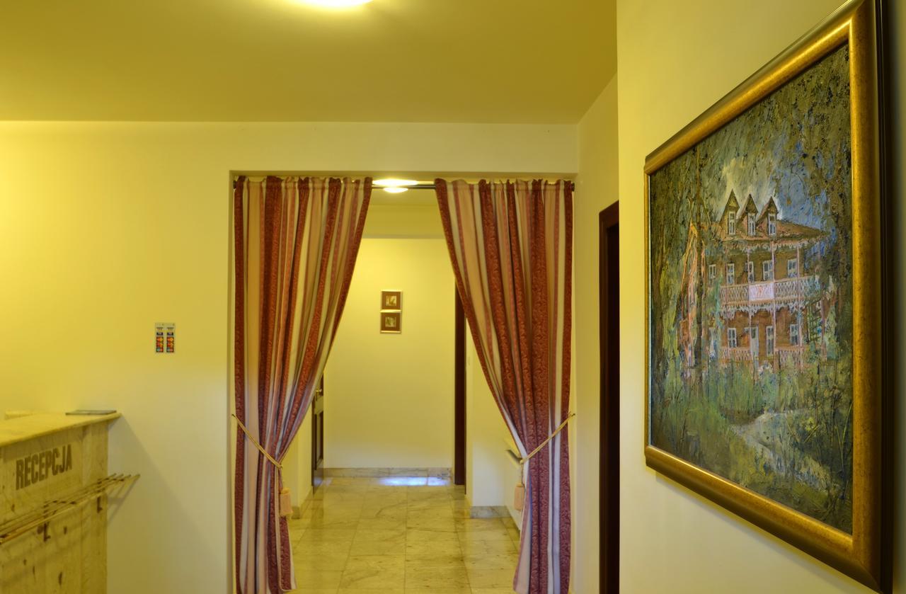 Hotel Grant Krynica Zdroj Bagian luar foto