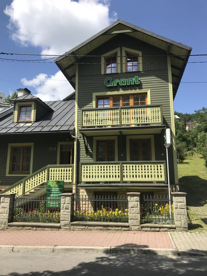 Hotel Grant Krynica Zdroj Bagian luar foto